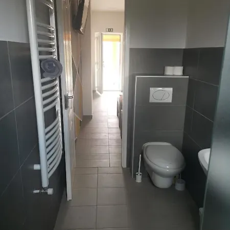 Podlovics Tanya Panzio Kemecse