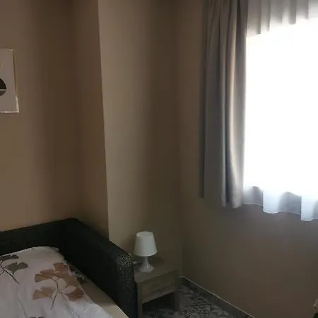 Podlovics Tanya Panzio Apartament Kemecse