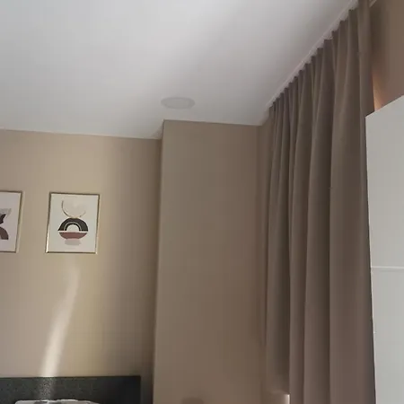 Podlovics Tanya Panzio * Kemecse