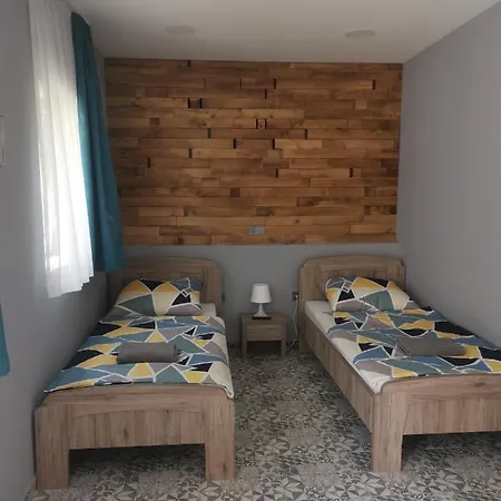 Podlovics Tanya Panzio Apartament Kemecse