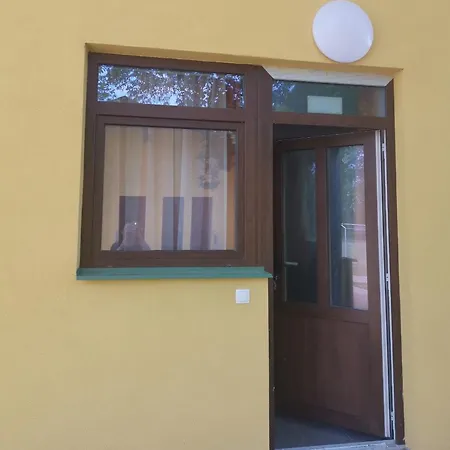 Podlovics Tanya Panzió