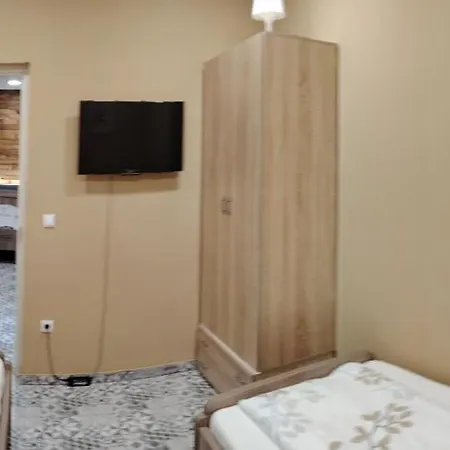 Podlovics Tanya Panzio Appartement *